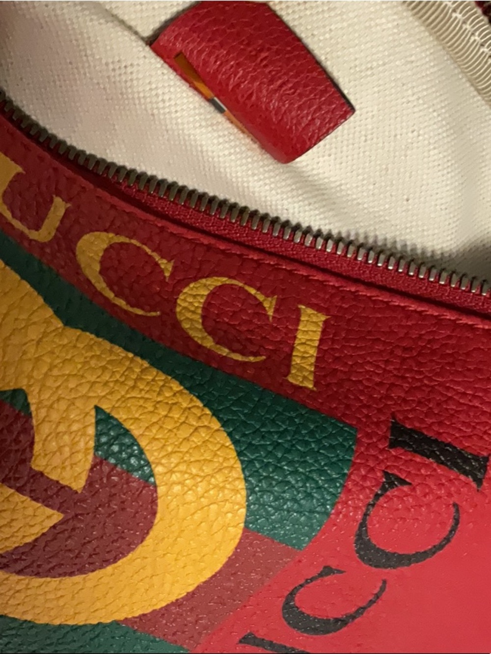 Gucci Bum Bag - Picture 8 of 9